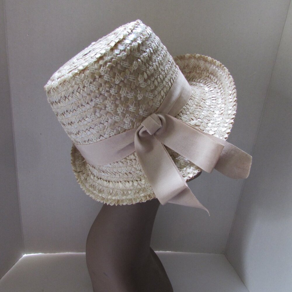 Handsome Vintage Bucket Style Hat in Champagne Color Cello Weave High Crown